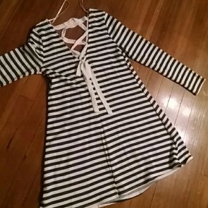 Tie up back detailed dress